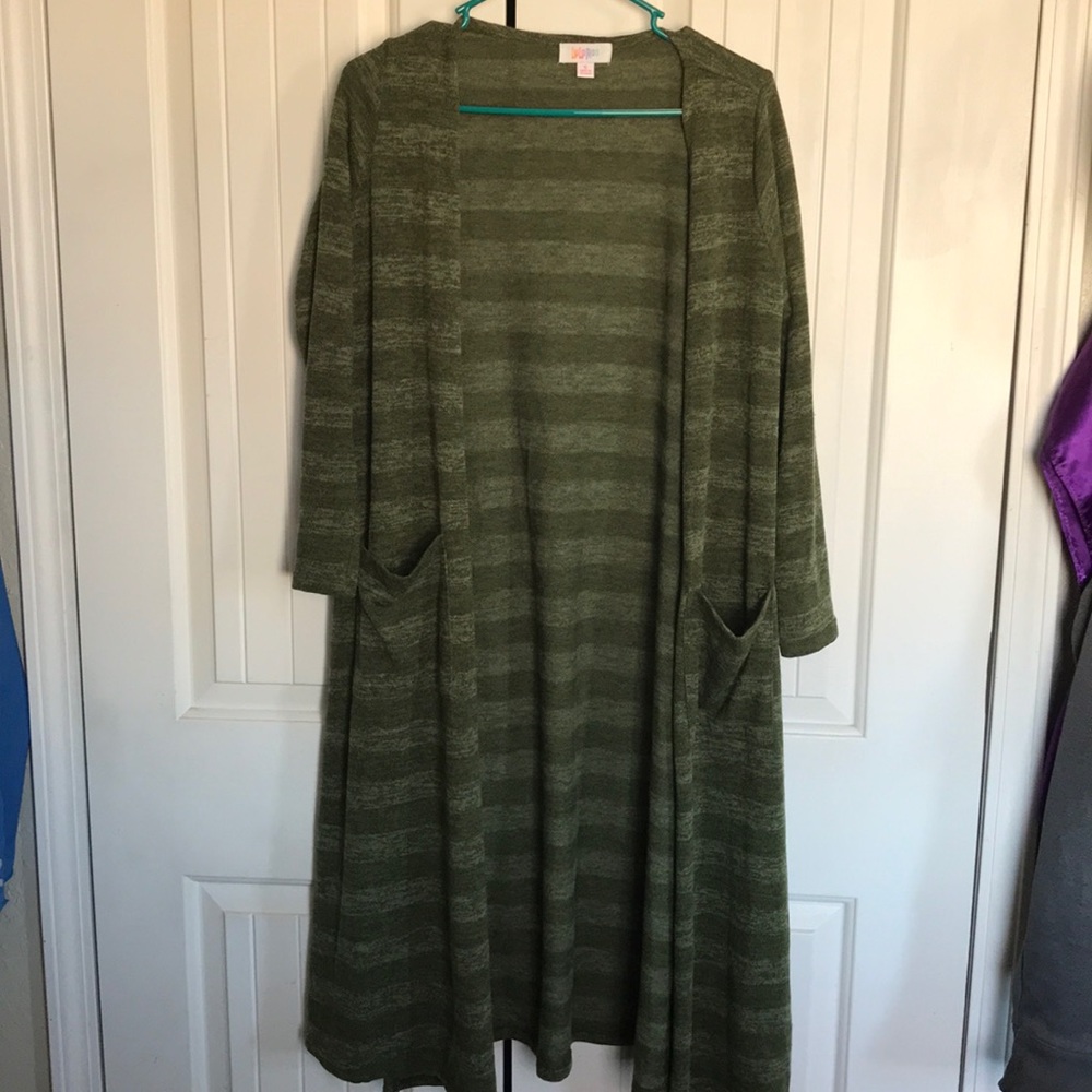 Lularoe Sarah size small